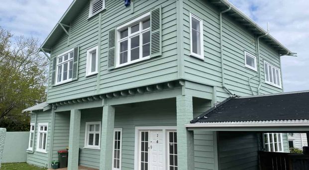 Beautiful Remuera Family Home with Pool - Photo 1