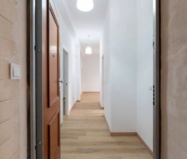 Alquiler de piso en Gr Residencial Santolaya - Photo 1