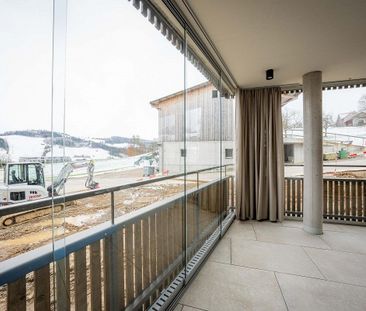 Quiet and modern 2.5-room apartment in Degersheim - Photo 3