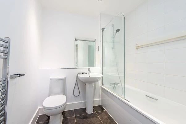 1 Bedroom Apartment - Photo 1