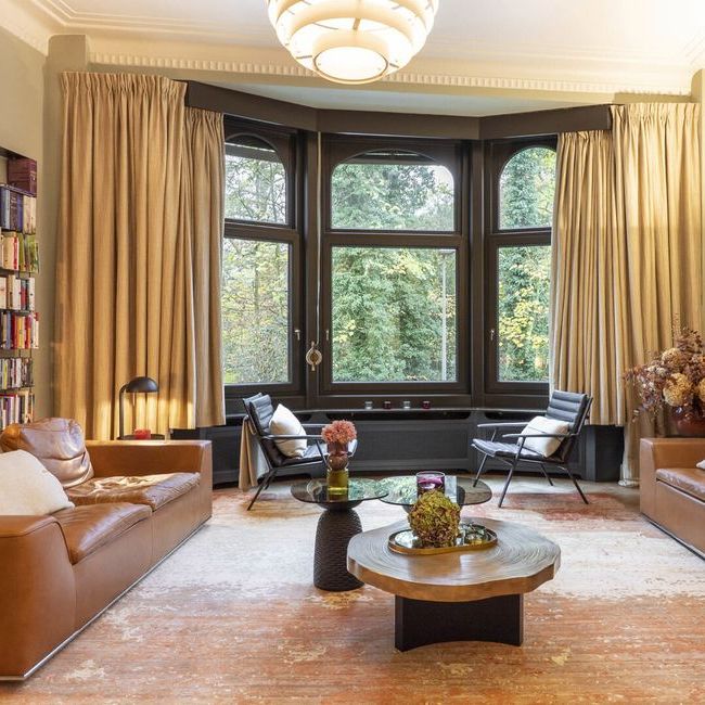 Herenwoning te huur in Antwerpen voor € 3.600 met 7 slaapkamers - Photo 1