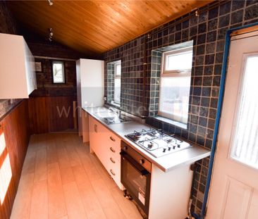 Belle Isle Road, Belle Isle, Leeds, West Yorkshire, LS10 - Photo 4