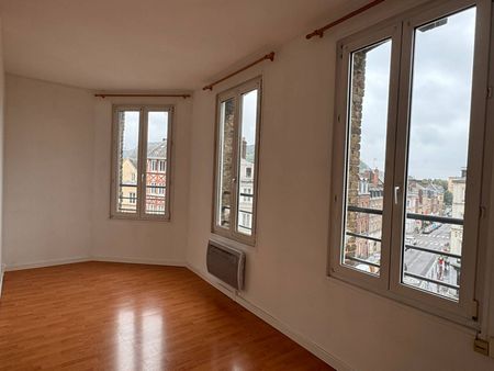 Beau studio en location de 23,49m², situé rue Orbe à Rouen, 387€ charges comprises - Photo 4