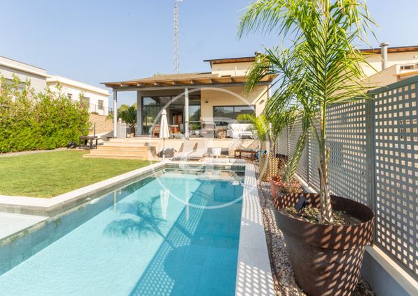 Detached villa for rent in the Urbanization of the Forest