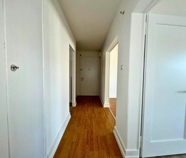 Bel appartement rénové de 4 pièces - Photo 3