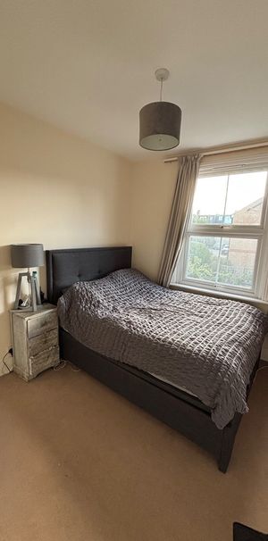 Room in a Shared House, Havelock Road, SW19 - Photo 2