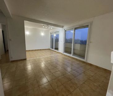 Location Appartement 4 pièces 78 m2 à Fresnoy-le-Grand - Photo 2