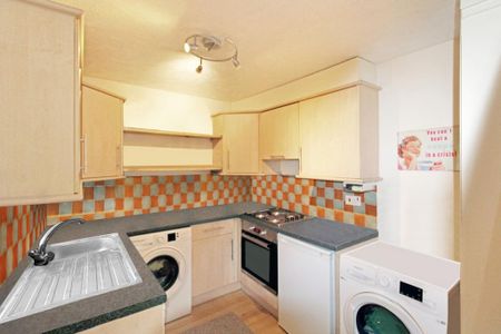 1 bedroom terraced house to rent - Photo 5