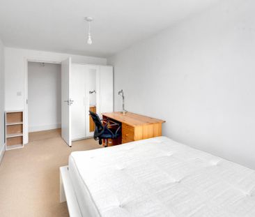 3 bedroom apartment to rent - Photo 6