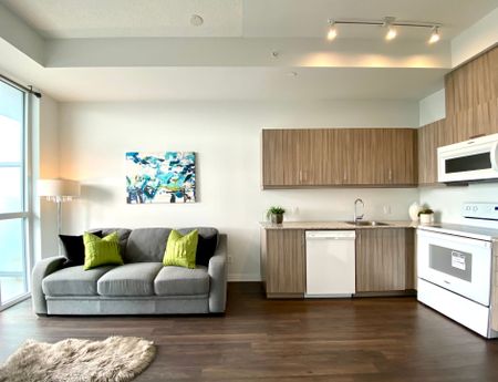 For Lease - 30 Meadowglen Place Unit# 2703, Toronto, Ontario - Photo 3