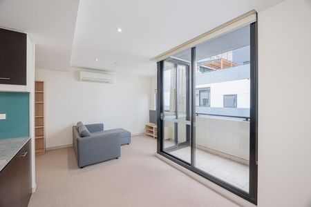 709/613 Swanston Street, Carlton VIC 3053 - Photo 5