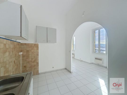 Location Appartement 3 pièces 61m² AJACCIO 20090 - Photo 1