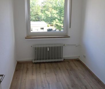 Ihr neues Zuhause in guter Lage! 3-Zimmer-Wohnung mit Südbalkon - Photo 1