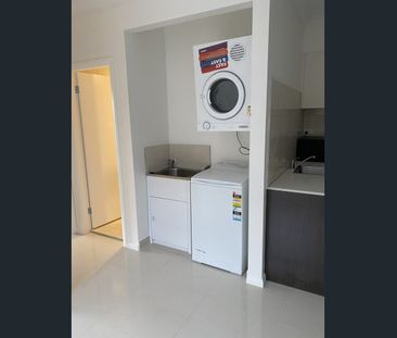 Modern & Private 2-Bedroom Granny Flat –- Utilities Included! - Photo 3