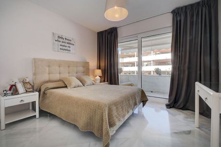3 bedroom luxury Apartment for rent in Puerto Banus, Spain - Photo 3