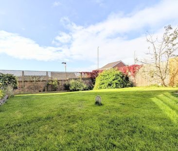 Sovereign Gardens, Miskin, PONTYCLUN - Photo 3