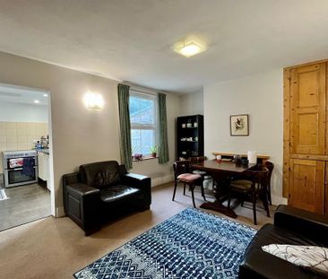 3 bedroom detached house to rent - Photo 2