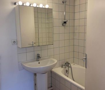 Location Appartement 2 pièces 31m² BORDEAUX 33300 - Photo 4