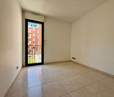 Location Appartement 2 pièces 44m² - Photo 6