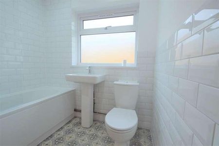 Woodlands Park, Kenfig Hill, Bridgend, CF33 - Photo 5