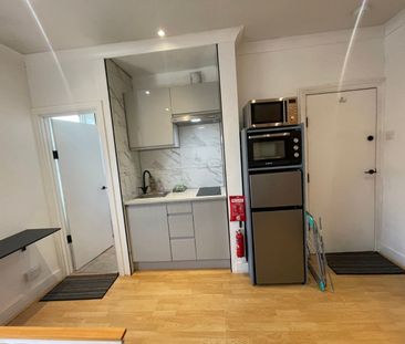 Studio Flat, Butler Road, HA1 - Photo 2