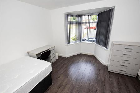 4 bedroom house to rent - Photo 2