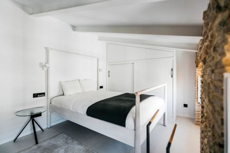 Carrer de Pelai, Valencia, Valencian Community 46007 - Photo 5