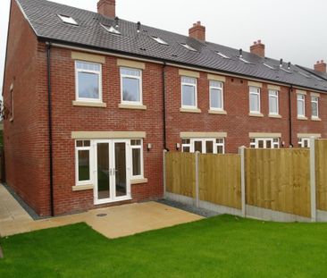 3 bedroom townhouse to rent - Photo 2