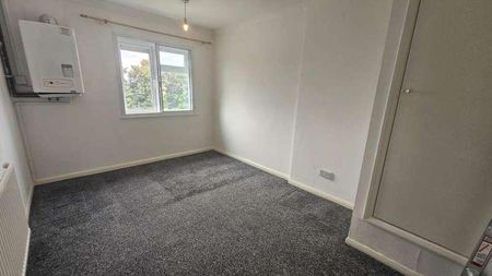 St Georges Way, Wolverton, MK12 - Photo 5