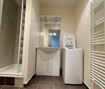 Location Appartement 2 pièces 43m² - Photo 4