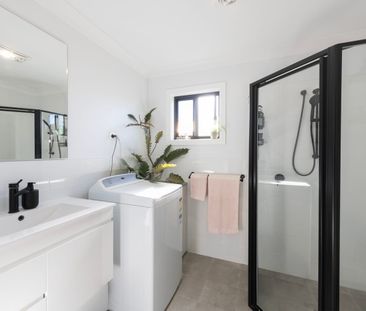 Cozy & Inviting Flat - Photo 5