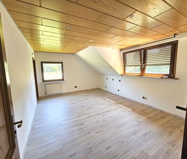 Charmante 2-Zimmer-Dachgeschosswohnung in Trier-Irsch - Foto 3