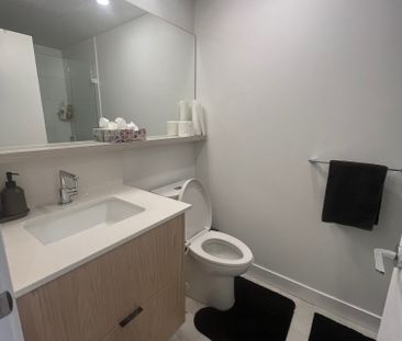 30th Floor at Bertram! - Photo 3