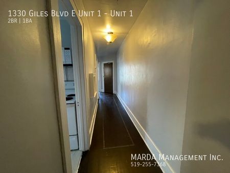 SPACIOUS 2 BED/1BATH UNIT IN OLDE WALKERVILLE! + HYDRO & GAS - Photo 4