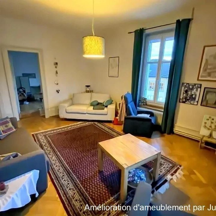 Spacious apartment in the heart of the old town of Porrentruy - Photo 1