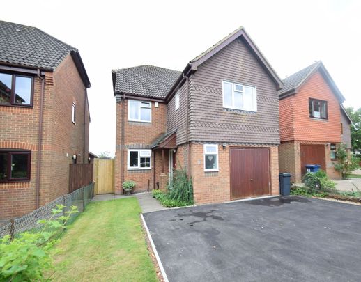 4 bedroom detached house to rent, - Photo 1