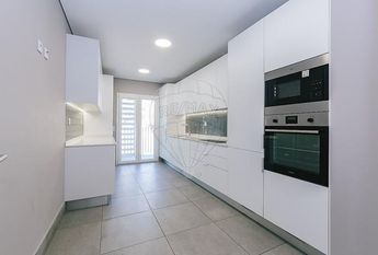 Apartamento T3 em Lisboa