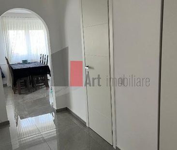Închiriază Apartament 3 camere Centrul Civic - Fotografie 4