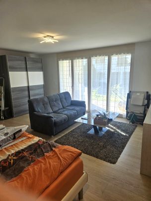 IHR NEUES ZUHAUSE: Moderne 1.5-Zimmerwohnung mit Sitzplatz - Photo 1