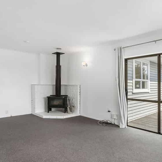 Classic Kiwi Home With Options - Photo 1