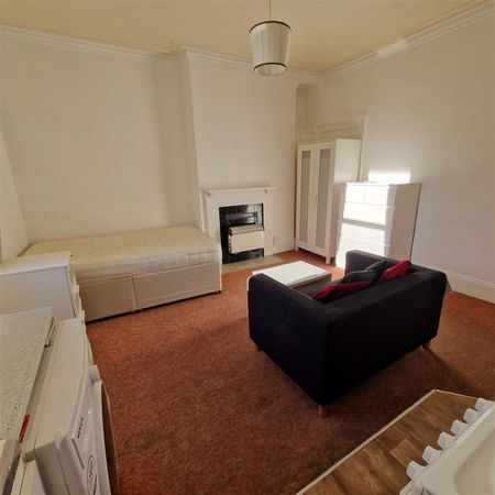 1 BED Studio flat To rent - Photo 2