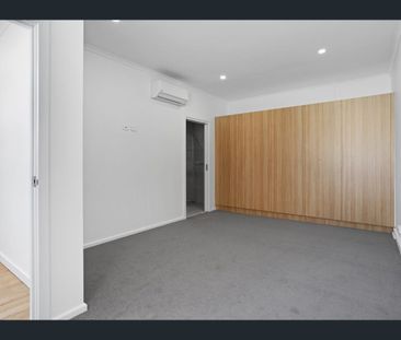 1/68 Wells Street, Frankston, Vic 3199 - Photo 3