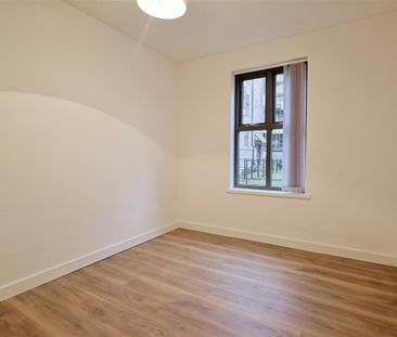 2 bedroom Flat to rent in The Open, City Centre, Newcastle upon Tyne - Photo 5
