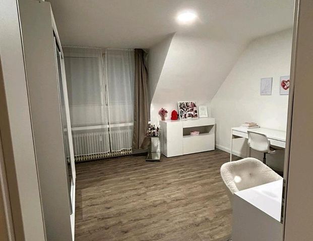 Schöne helle 3ZKDB Wohnung in Walheim ca 80 qm - Photo 1