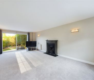 Mountbatten Rise, Berkshire Mountbatten Rise, Berkshire - Photo 2