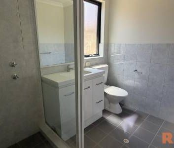 Low Maintenance 3x2 Unit in Small Complex - Photo 6