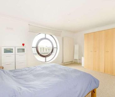 St Katharines Way, Wapping, E1W - Photo 4