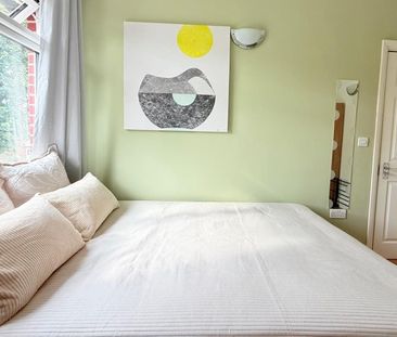 Room in a Shared House, Mellitus Street, W12 - Photo 2