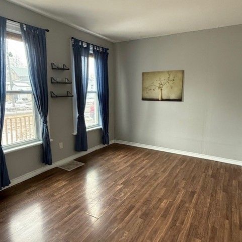 For Lease - 115 Murray Street, Brantford, Ontario - Photo 1