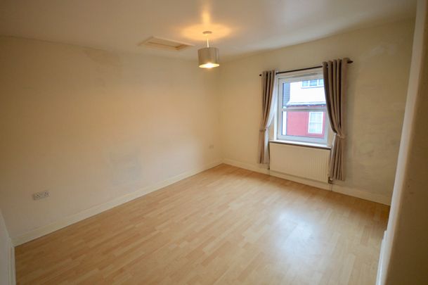 3 bedroom terraced house to rent - Photo 1